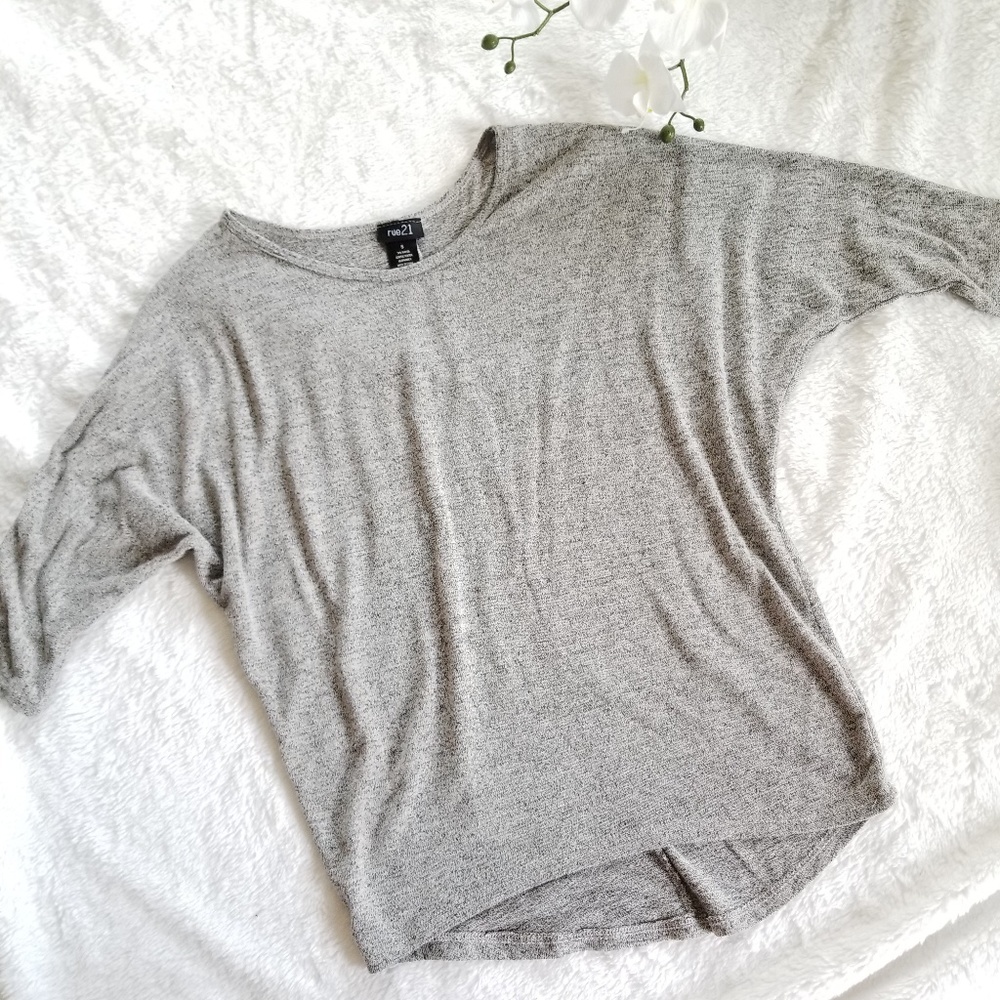 1/2 Sleeve Loose Fitting Top